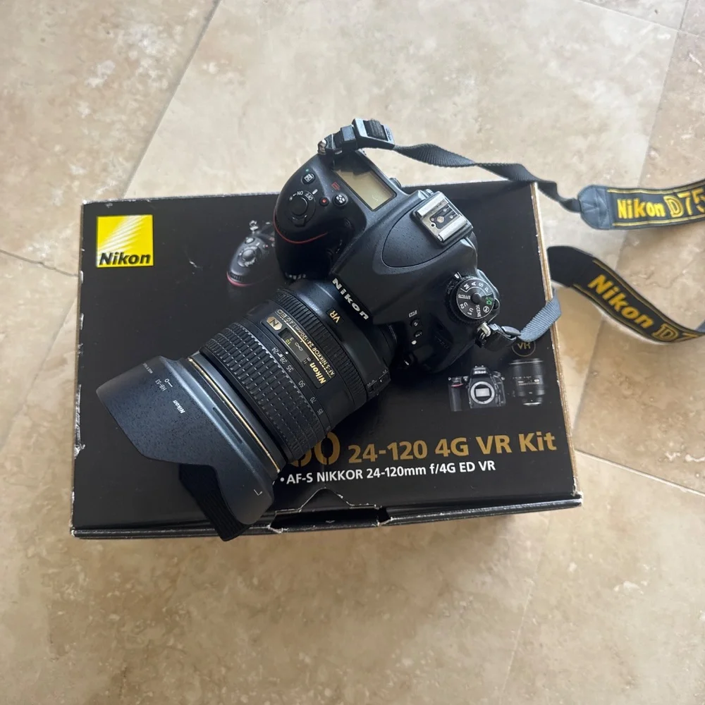 Nikon d750 Camera (With box, original packaging, all parts)